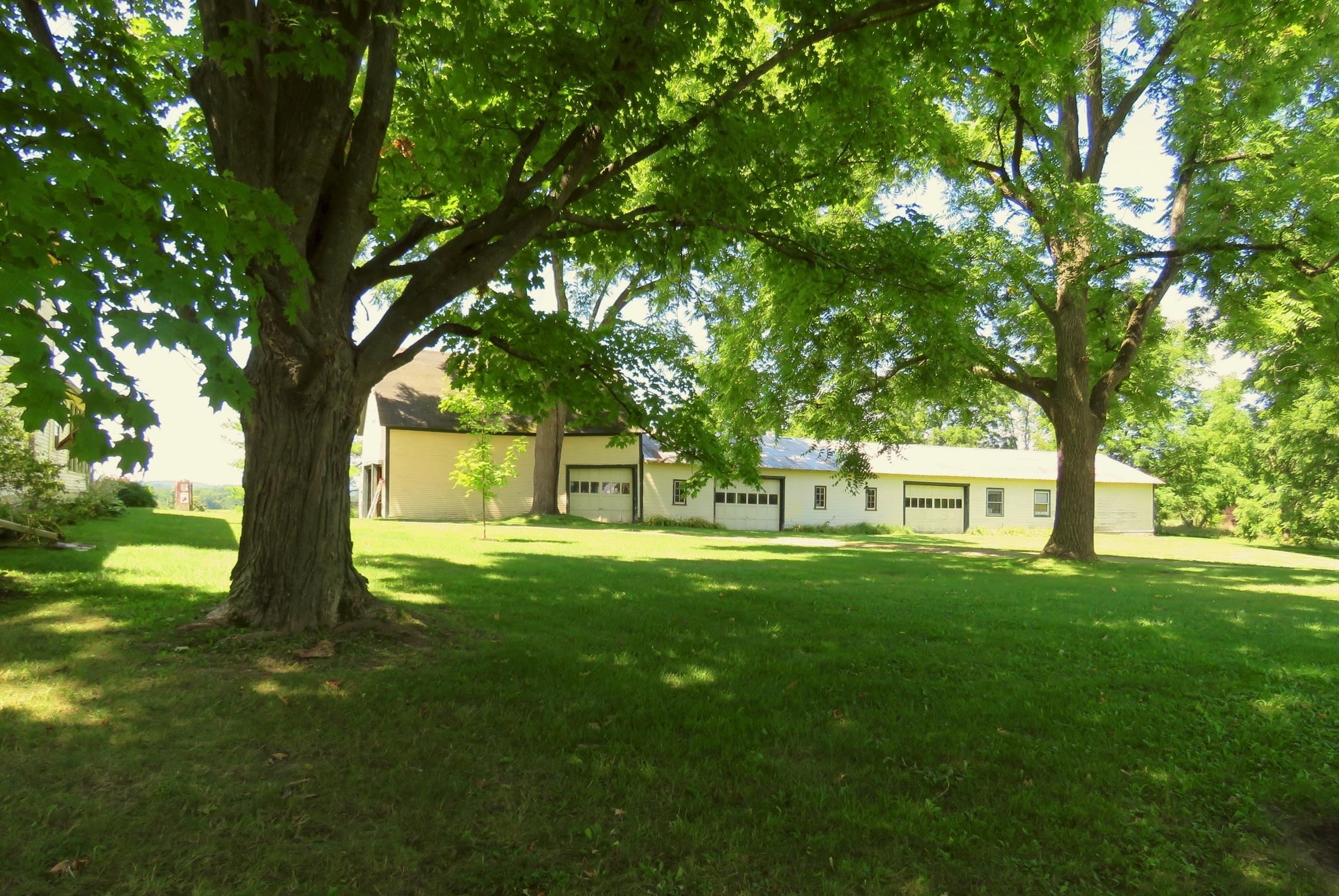 1844 Halladay Road Middlebury, VT 05753 - Photo 4 of 60