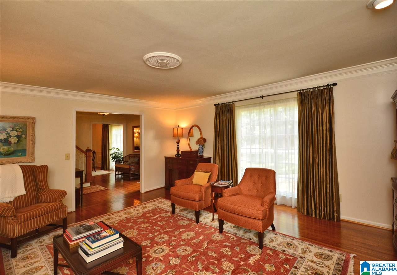 2041 Crossvine Road Birmingham, AL 35244 - Photo 9 of 50 Gallery Image 9