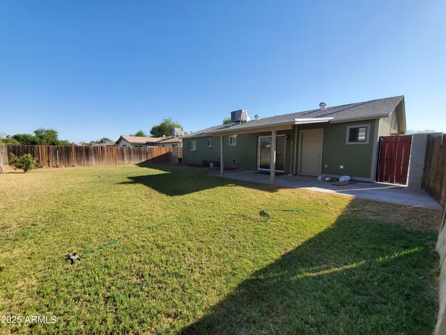 $1,795 | 1022 West Hickory Street, Mesa, AZ 85201