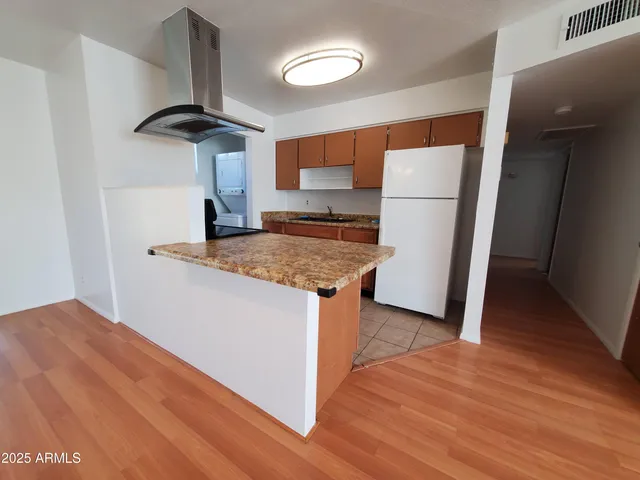 $1,795 | 1022 West Hickory Street, Mesa, AZ 85201