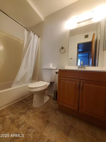 $1,795 | 1022 West Hickory Street, Mesa, AZ 85201