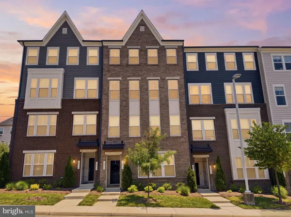 $3,500 | 14915 River Walk Way, Woodbridge, VA 22191