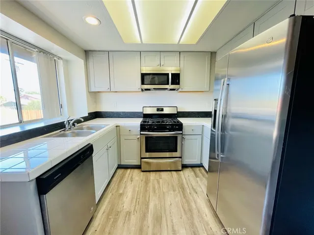 $2,095 | 79400 Ave 42, Unit B, Indio, CA 92203