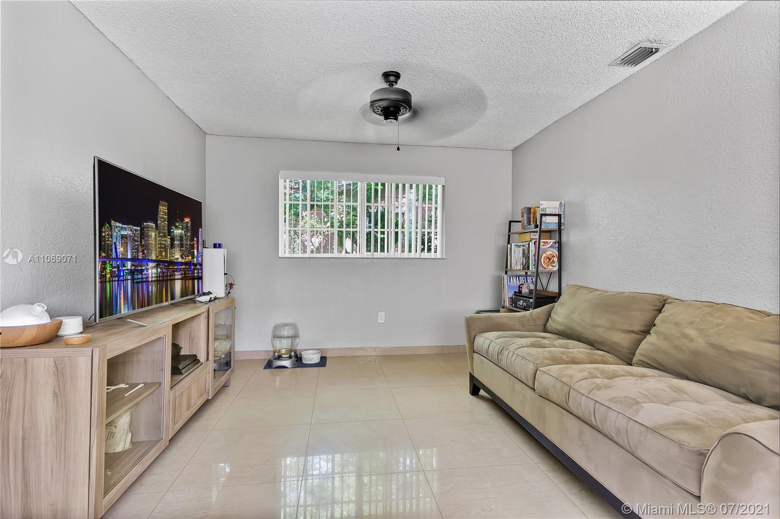 7440 Raleigh Street Hollywood, FL 33024 - Photo 22 of 36 Gallery Image 22