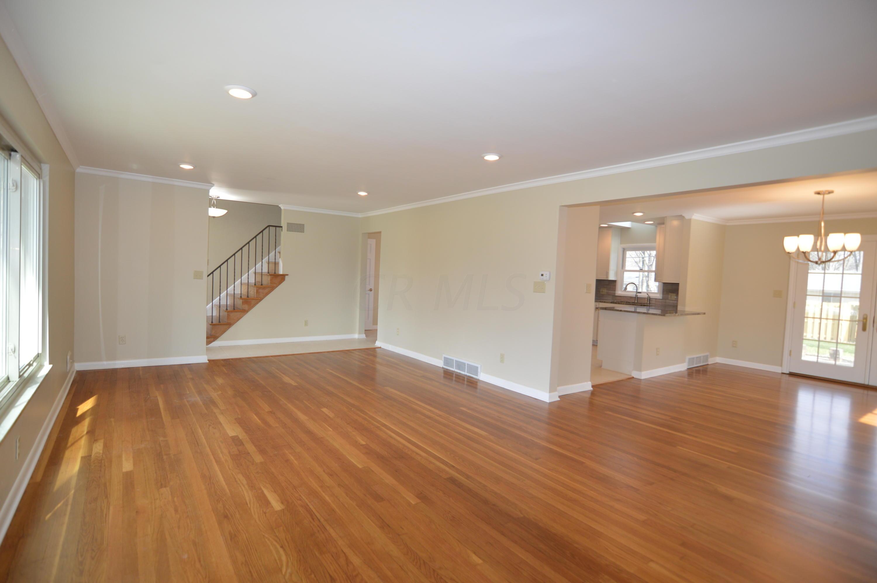 3182 Brandon Road Columbus, OH 43221 - Photo 5 of 30 Gallery Image 5