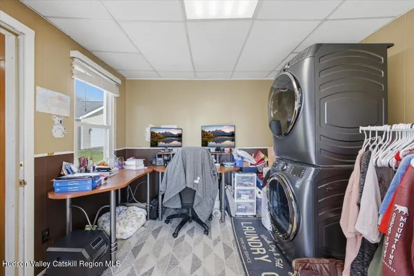 $249,942 | 17 Doty Avenue, Melrose, NY 12121