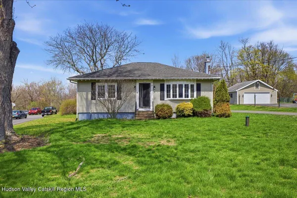 $249,942 | 17 Doty Avenue, Melrose, NY 12121