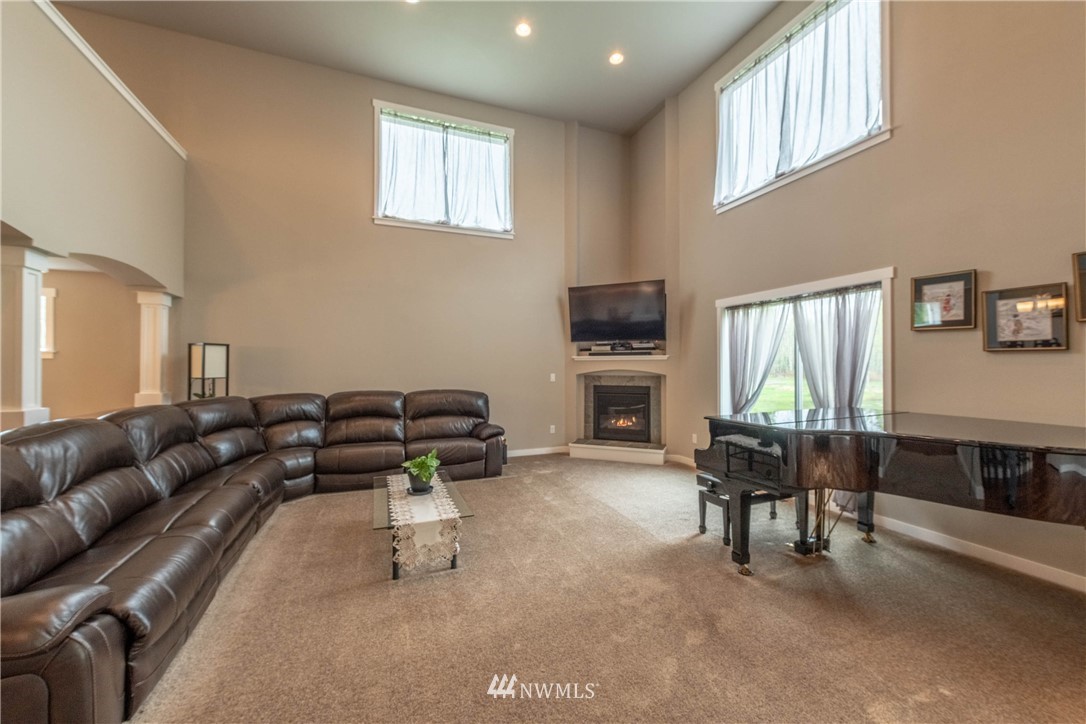 17305 Colony Road Bow, WA 98232 - Photo 3 of 25 Gallery Image 3