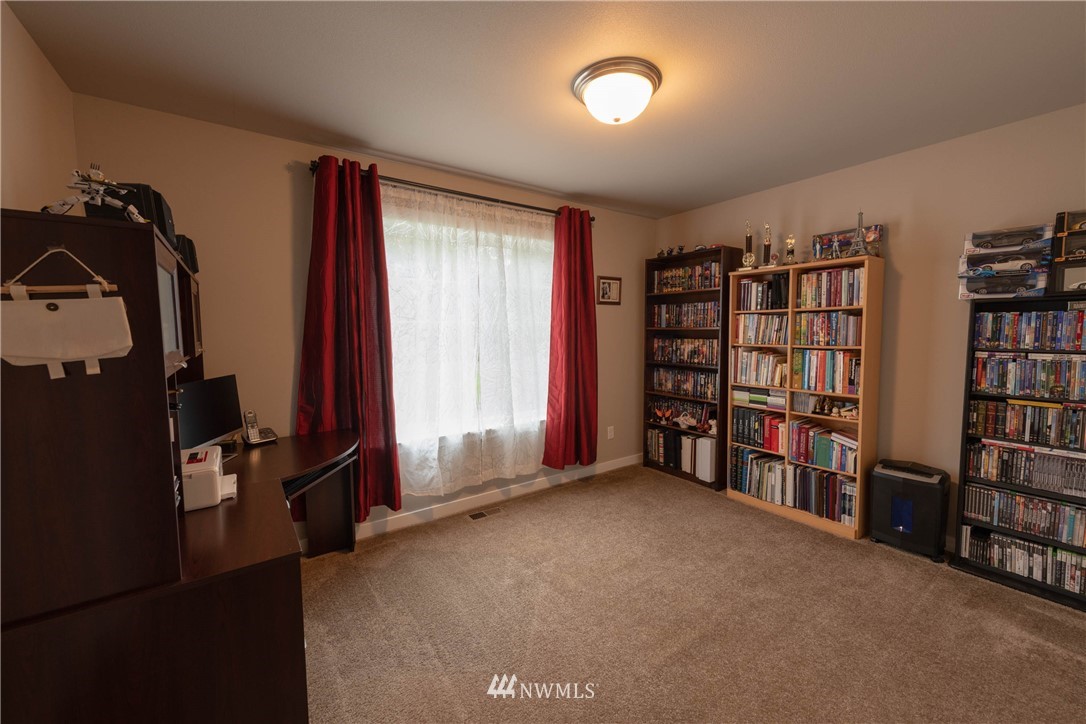 17305 Colony Road Bow, WA 98232 - Photo 10 of 25 Gallery Image 10