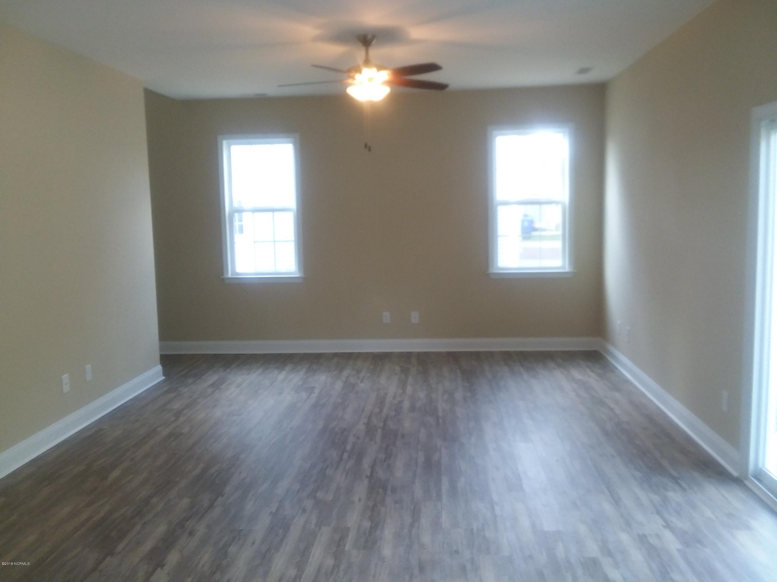 872 Rolling Pines Loop Road Leland, NC 28451 - Photo 8 of 14 Family Room