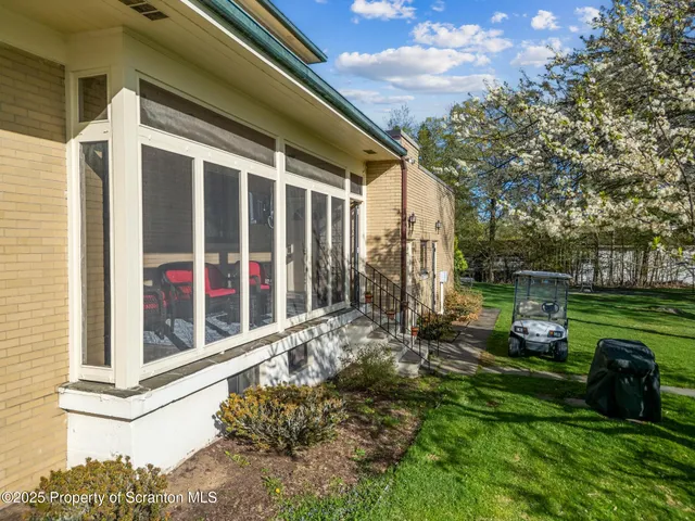 $2,900,000 | 343 Crystal Lake Road, Carbondale, PA 18407