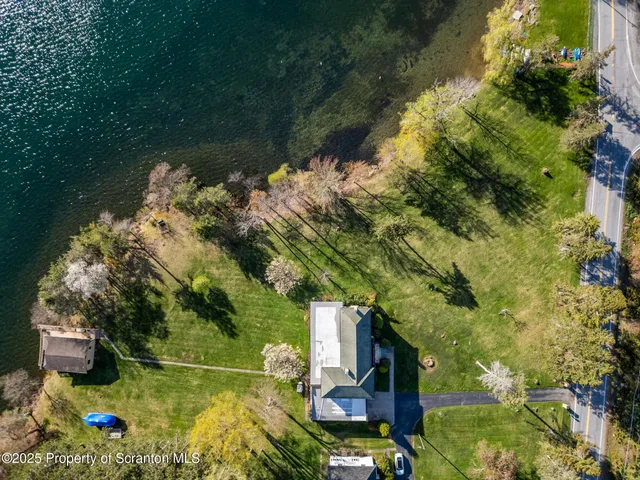 $2,900,000 | 343 Crystal Lake Road, Carbondale, PA 18407