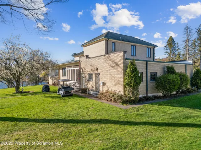 $2,900,000 | 343 Crystal Lake Road, Carbondale, PA 18407