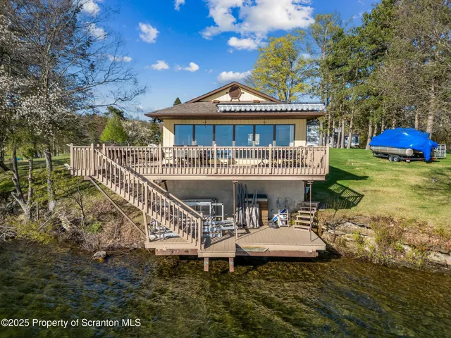 $2,900,000 | 343 Crystal Lake Road, Carbondale, PA 18407