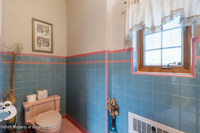 $2,900,000 | 343 Crystal Lake Road, Carbondale, PA 18407