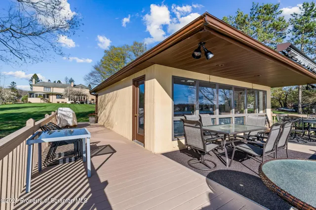 $2,900,000 | 343 Crystal Lake Road, Carbondale, PA 18407