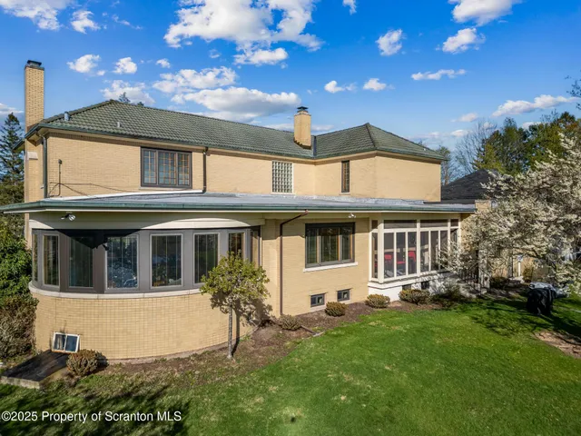 $2,900,000 | 343 Crystal Lake Road, Carbondale, PA 18407