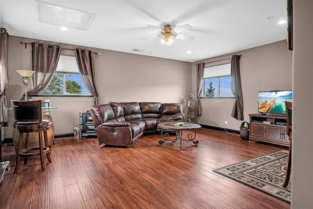 $1,224,999 | 3497 Lambeth Drive, Rescue, CA 95672