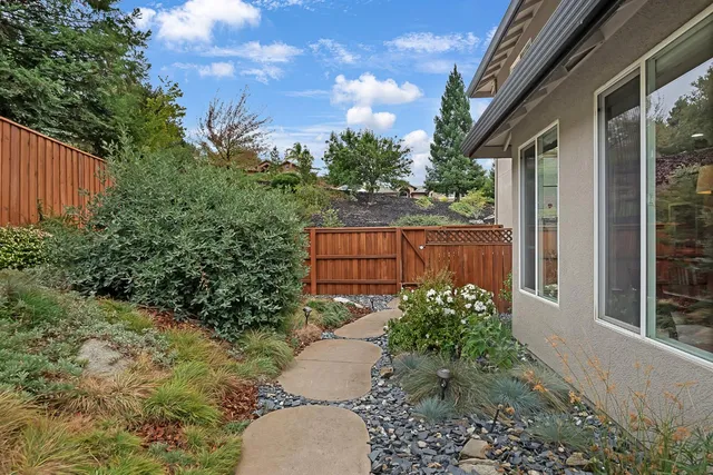 $1,224,999 | 3497 Lambeth Drive, Rescue, CA 95672