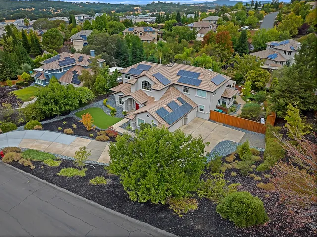 $1,224,999 | 3497 Lambeth Drive, Rescue, CA 95672