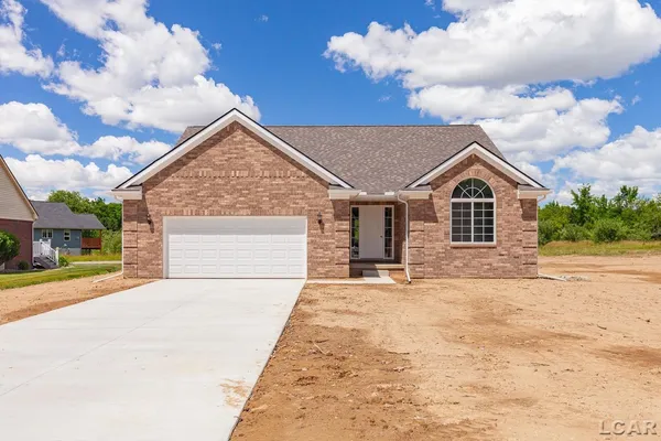 $399,900 | 3578 Serra Drive, Tecumseh, MI 49286