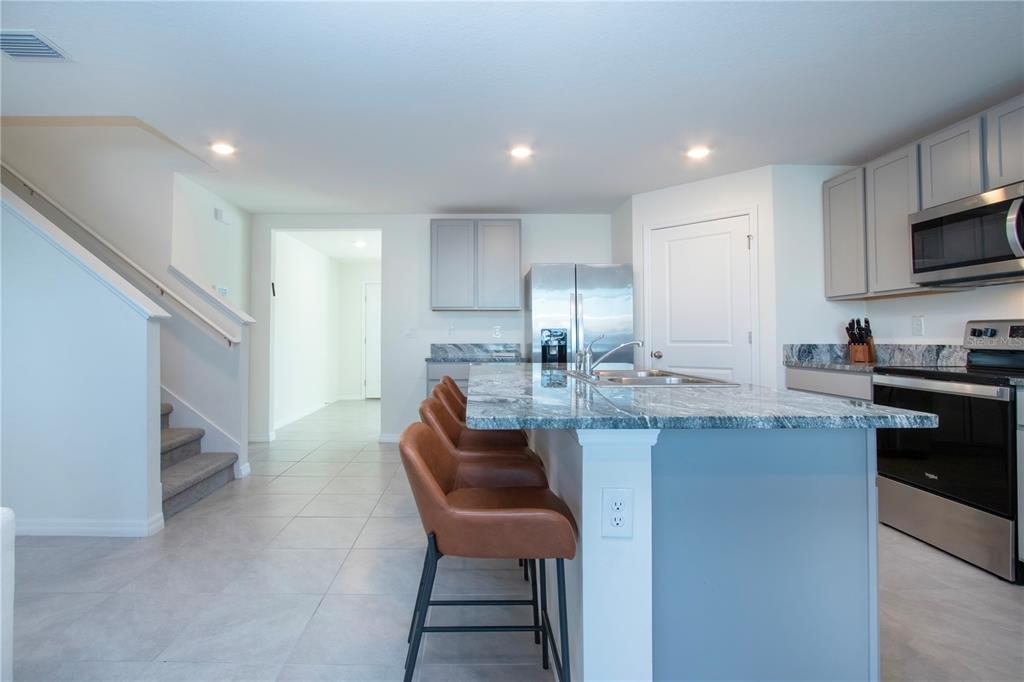 5456 Logan Cave Avenue Wimauma, FL 33598 - Photo 23 of 57