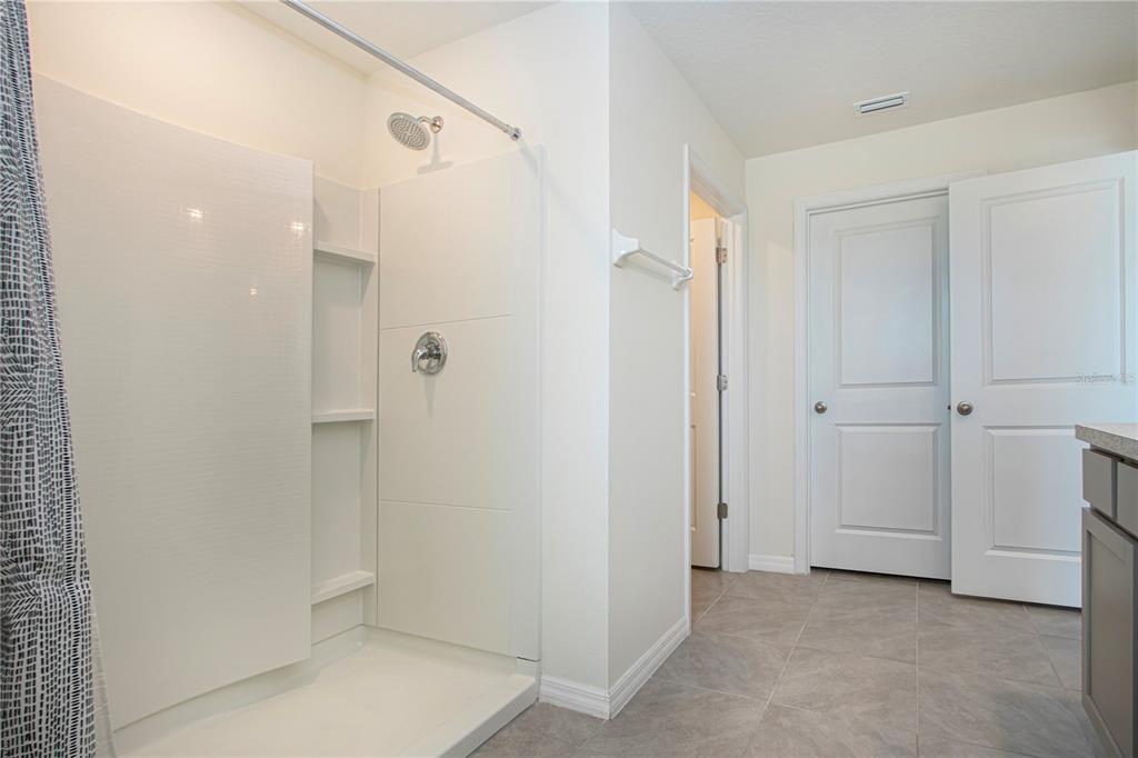 5456 Logan Cave Avenue Wimauma, FL 33598 - Photo 37 of 57