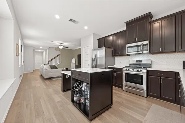 $340,000 | 218 Skybranch Court, Conroe, TX 77304