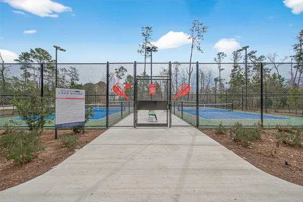 $340,000 | 218 Skybranch Court, Conroe, TX 77304