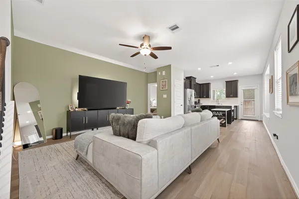 $340,000 | 218 Skybranch Court, Conroe, TX 77304