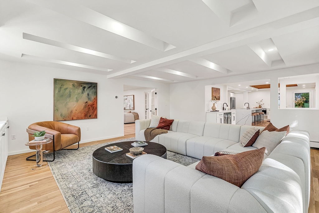 31 Alba Road Wellesley, MA 02481 - Photo 12 of 32
