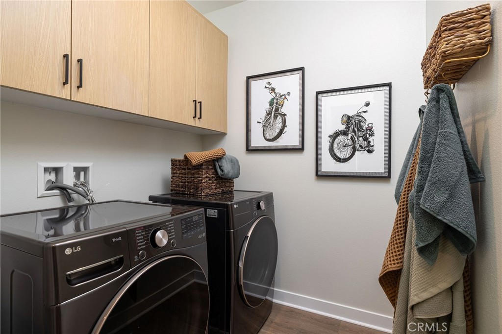 102 South Orchid El Cajon, CA 92019 - Photo 13 of 22 a utility room with dryer and washer