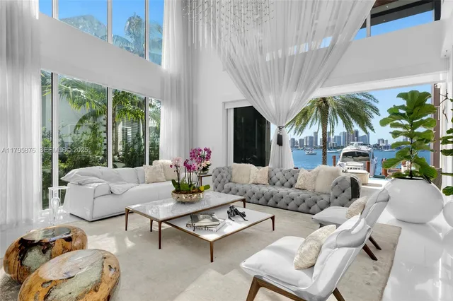 $21,500,000 | 441 North Hibiscus Drive, Miami Beach, FL 33139