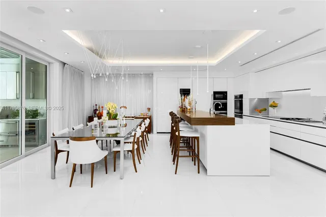 $21,500,000 | 441 North Hibiscus Drive, Miami Beach, FL 33139