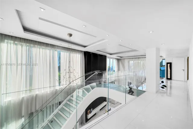 $21,500,000 | 441 North Hibiscus Drive, Miami Beach, FL 33139