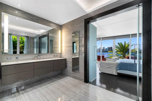 $21,500,000 | 441 North Hibiscus Drive, Miami Beach, FL 33139