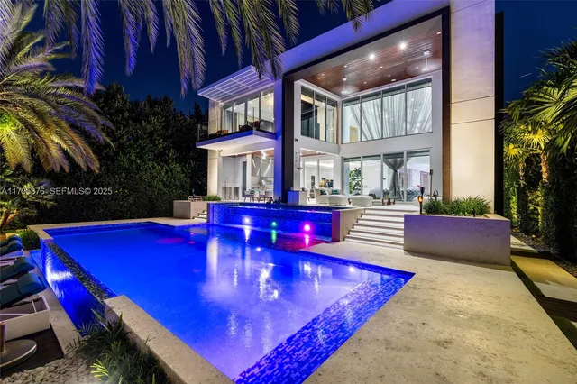 $21,500,000 | 441 North Hibiscus Drive, Miami Beach, FL 33139