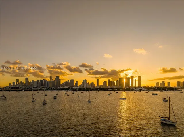 $21,500,000 | 441 North Hibiscus Drive, Miami Beach, FL 33139