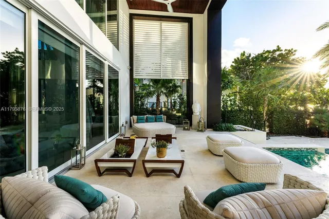 $21,500,000 | 441 North Hibiscus Drive, Miami Beach, FL 33139
