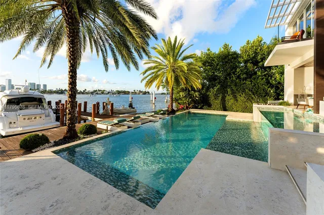 $21,500,000 | 441 North Hibiscus Drive, Miami Beach, FL 33139