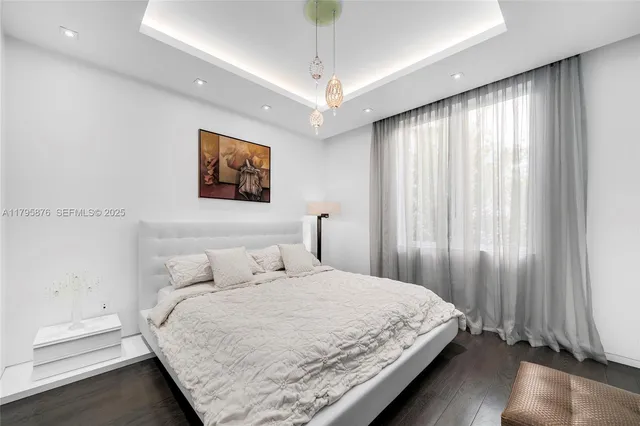 $21,500,000 | 441 North Hibiscus Drive, Miami Beach, FL 33139