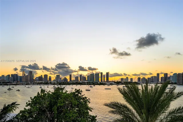 $21,500,000 | 441 North Hibiscus Drive, Miami Beach, FL 33139