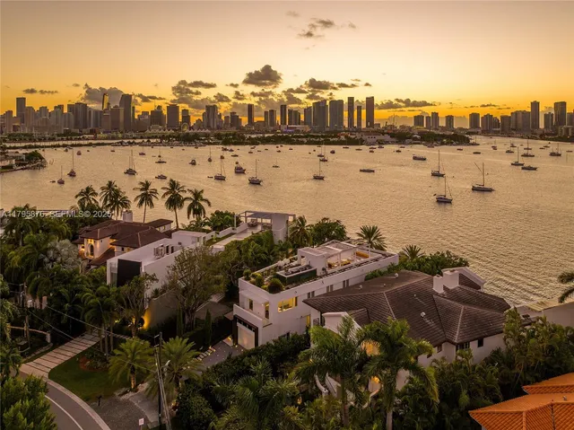 $21,500,000 | 441 North Hibiscus Drive, Miami Beach, FL 33139