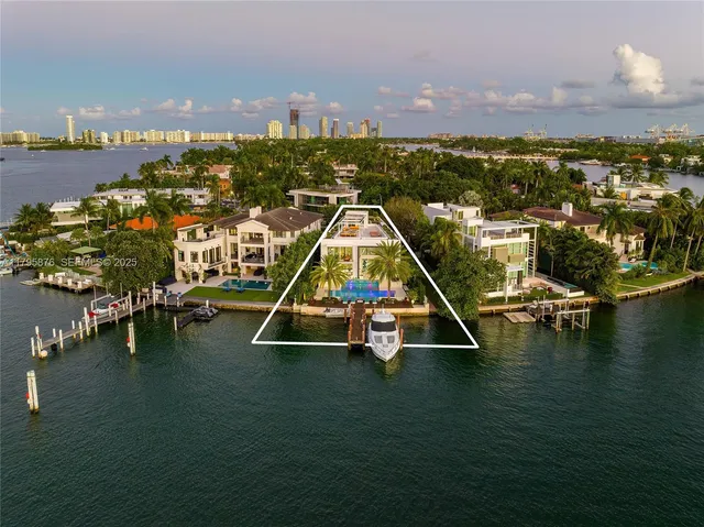 $21,500,000 | 441 North Hibiscus Drive, Miami Beach, FL 33139