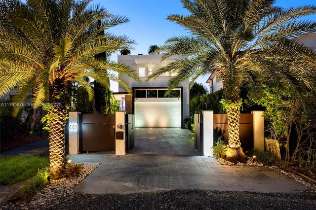 $21,500,000 | 441 North Hibiscus Drive, Miami Beach, FL 33139