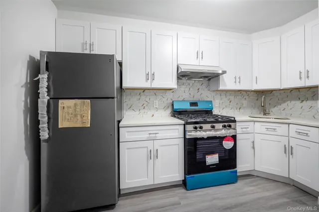 $1,738,000 | 66-17 Clinton Avenue | Maspeth