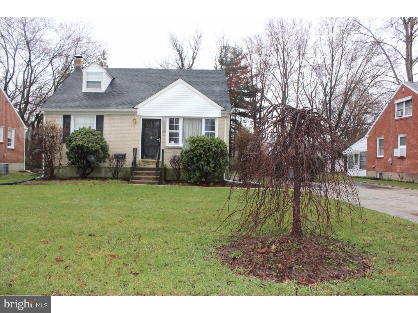 454 Hawarden Road Springfield, PA 19064 - Photo 2 of 21