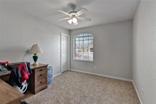 $2,150 | 2825 Dawn Spring Drive, Little Elm, TX 75068