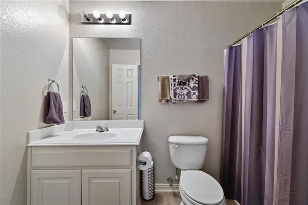 $2,150 | 2825 Dawn Spring Drive, Little Elm, TX 75068