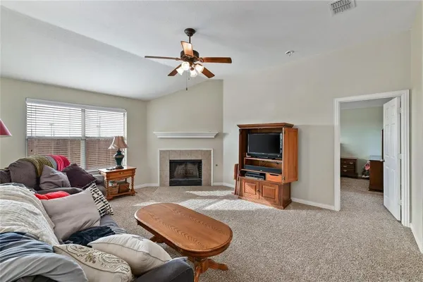 $2,150 | 2825 Dawn Spring Drive, Little Elm, TX 75068